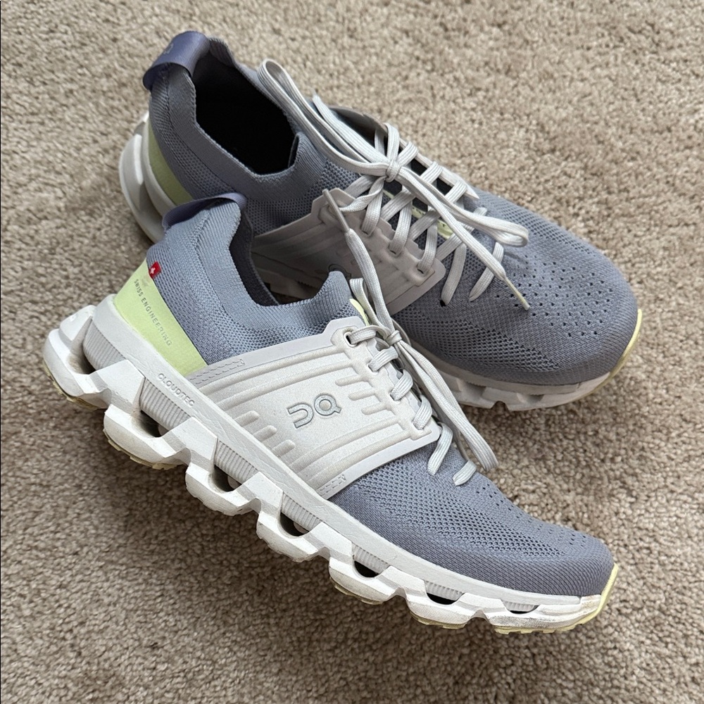 On Cloud tennis shoes